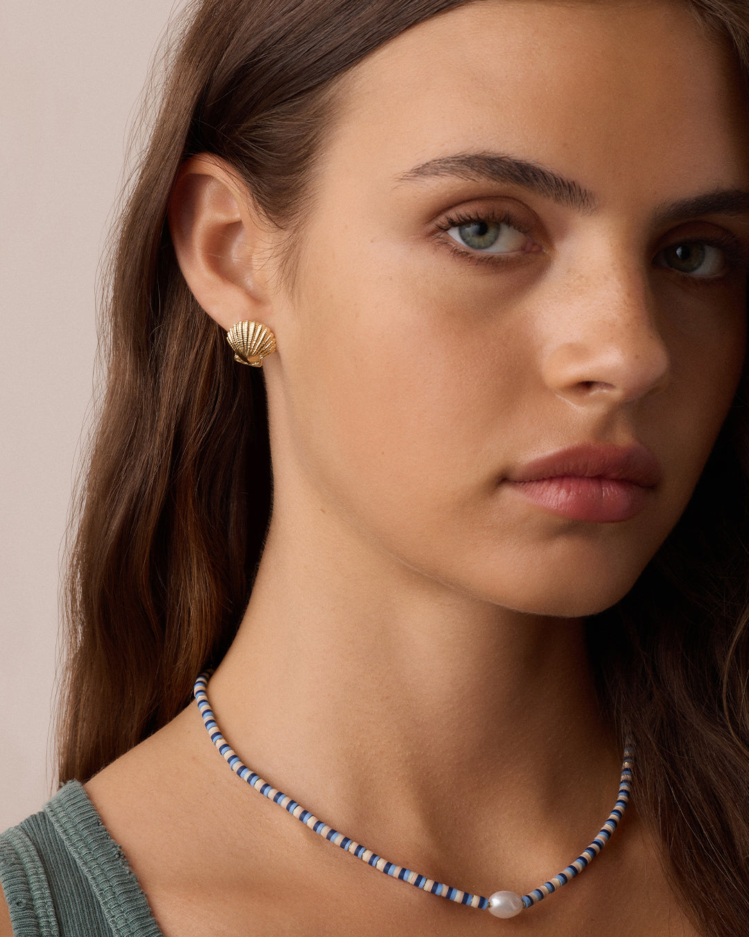 Shell Statement Studs || option::18K Gold Plated