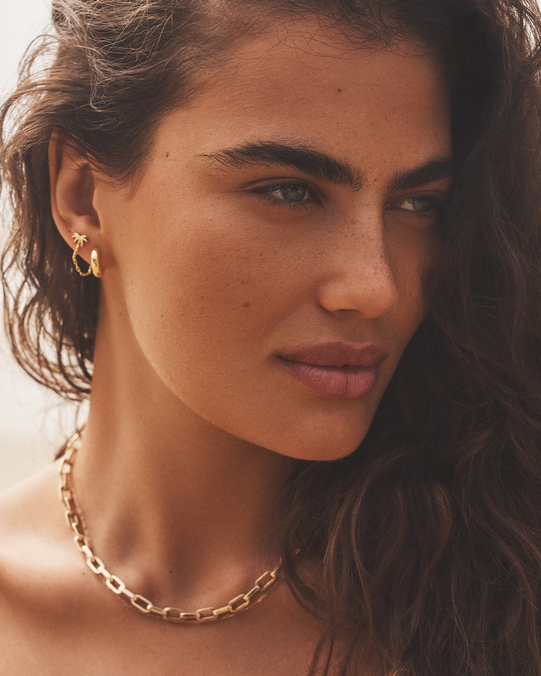 Palm Chain Huggies || option::18K Gold Plated || set::palm-chain-huggies-stl
