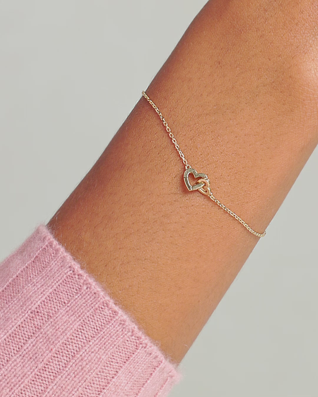 14K Gold Parker Heart Bracelet || option::14K Solid Gold