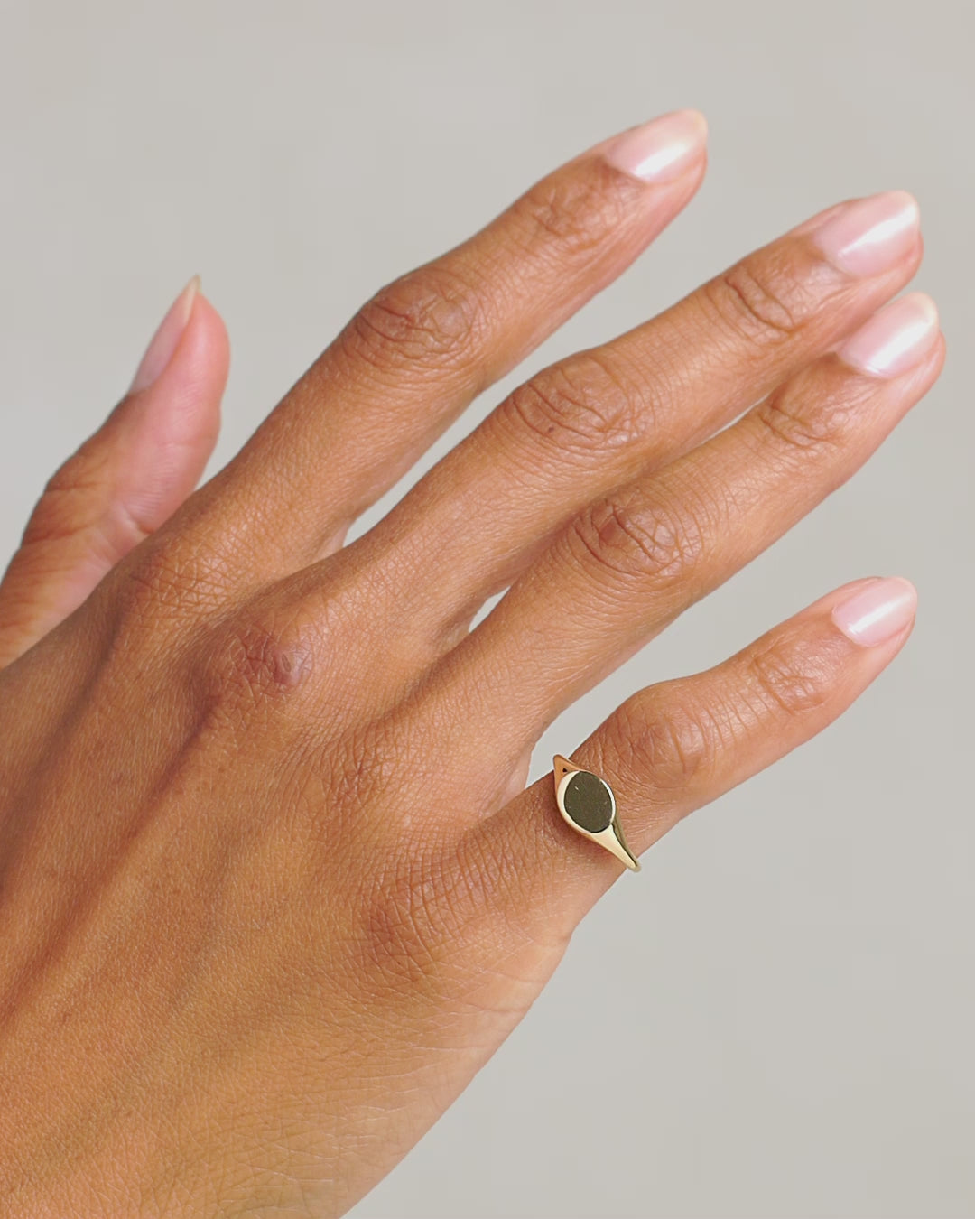 Bespoke Signet Ring || option::14K Solid Gold