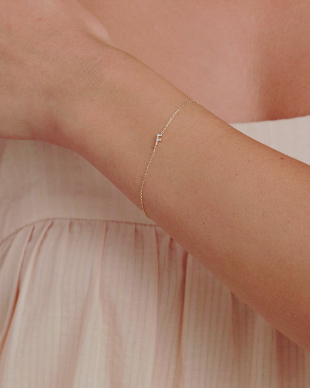 Diamond Pavé Alphabet Bracelet || option::14K Solid Gold, F