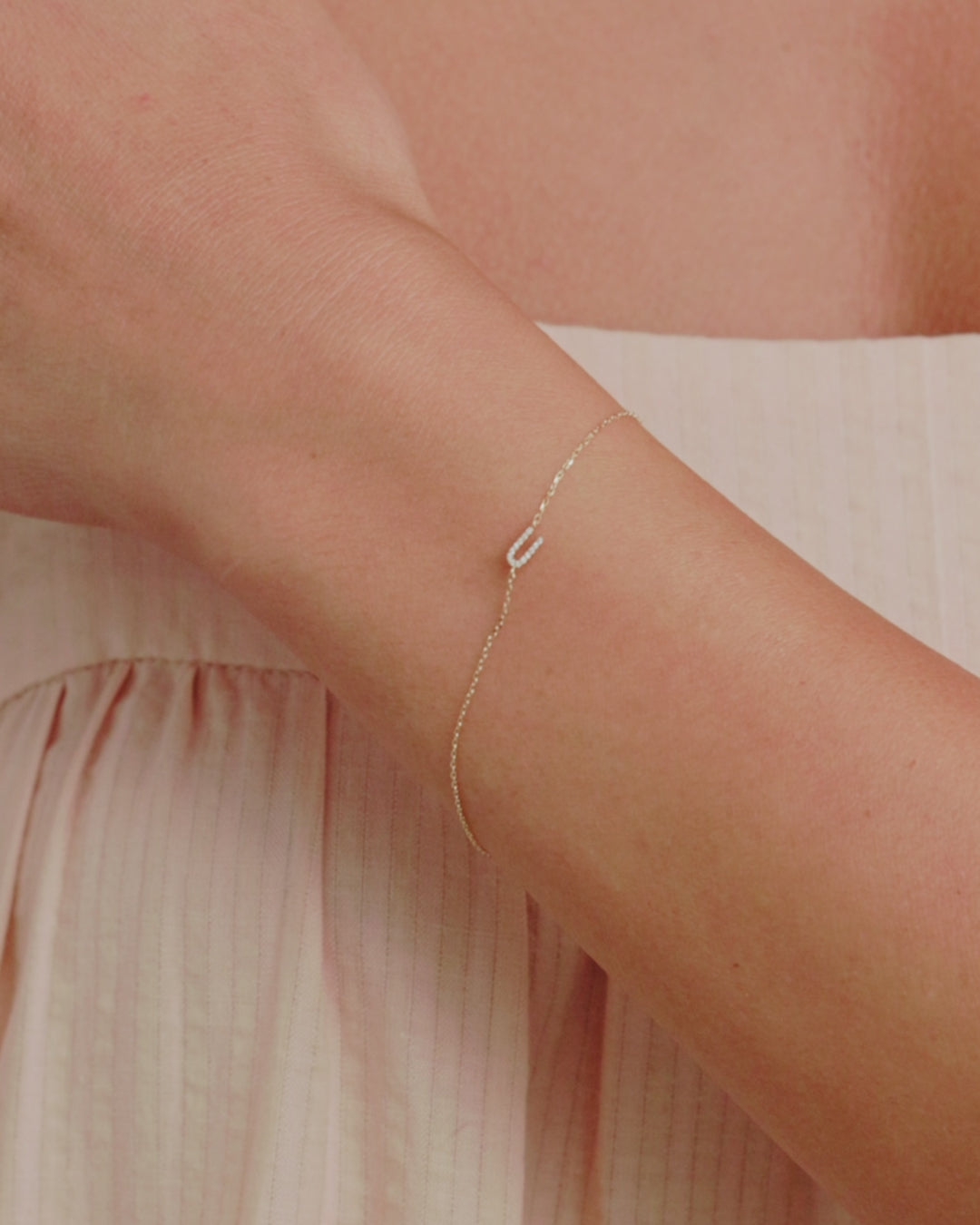 Diamond Pavé Alphabet Bracelet || option::14K Solid Gold, U