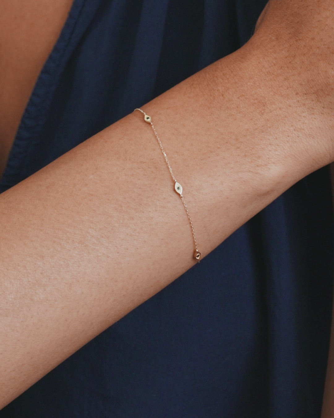 Black Onyx Evil Eye Bracelet || option::14K Solid Gold